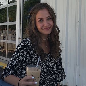 Meet your Posher, Ellie